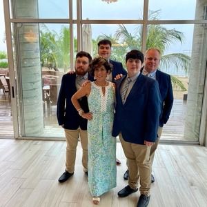 Meet your Posher, Sandy